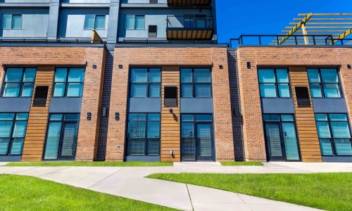 Townhouses exterior with private entries - Rivermark Northern Liberties 2 and 3 bedroom townhomes for rent Philadelphia PA
