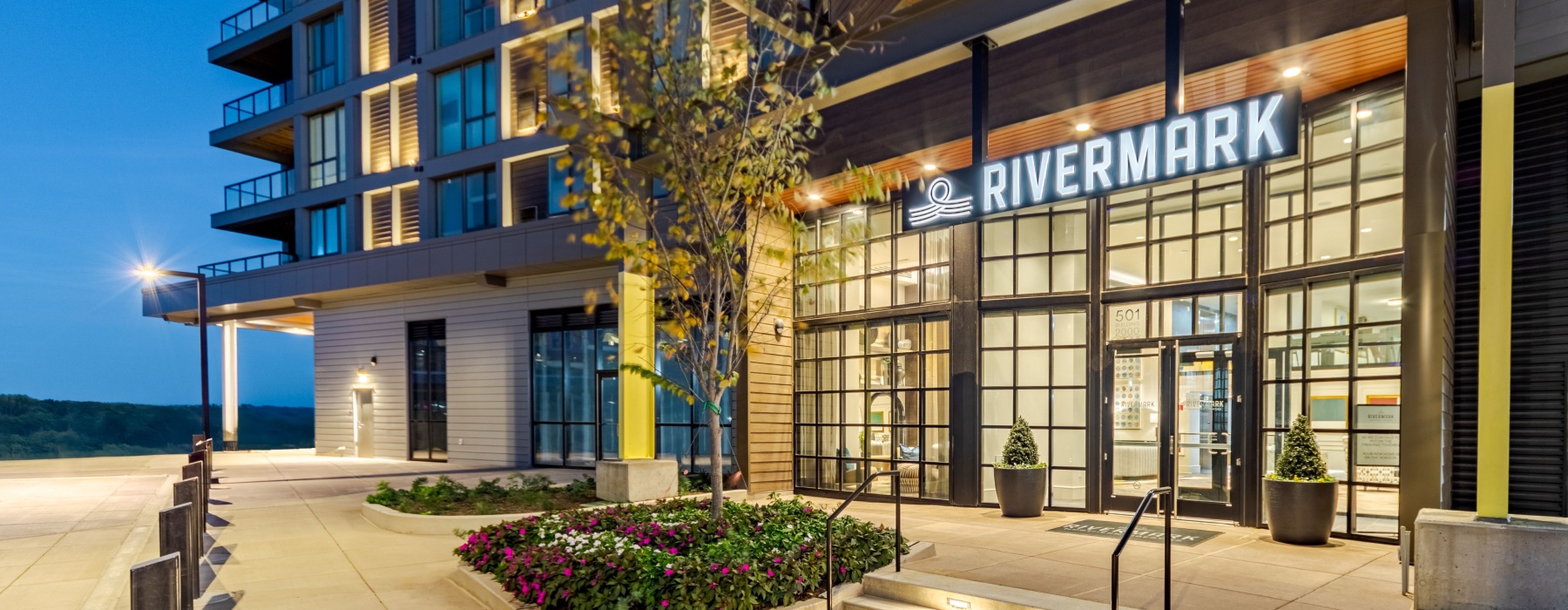 Exterior of Rivermark Northern Liberties Apartment in Philadelphia, PA